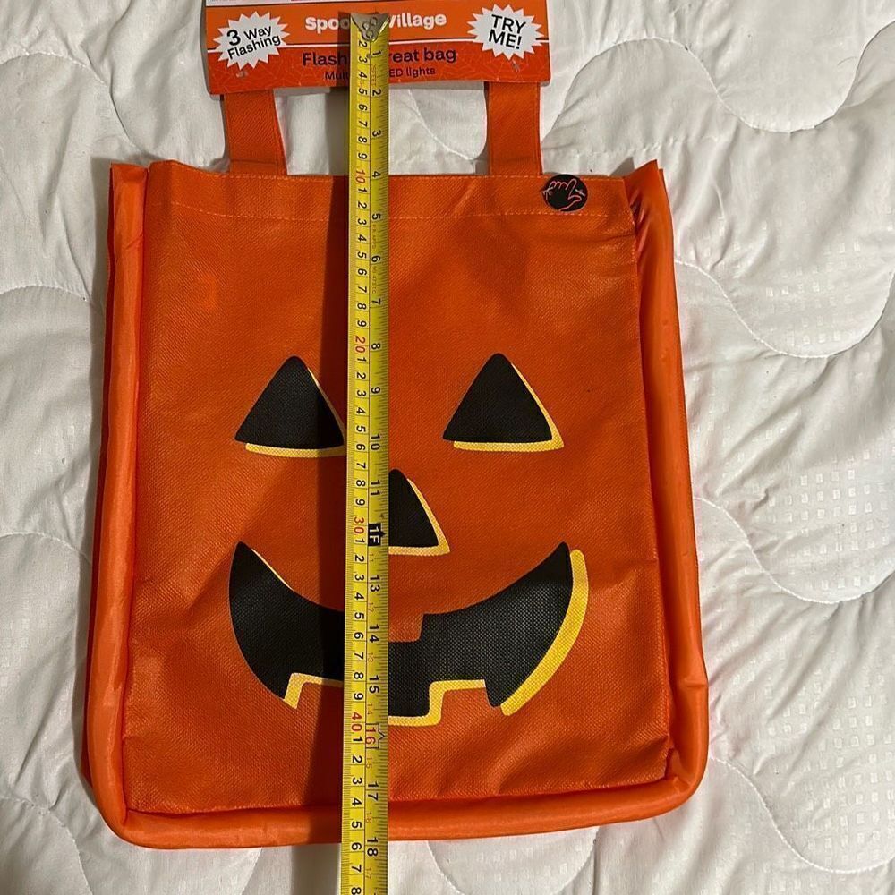 Halloween Bag with flashing lights